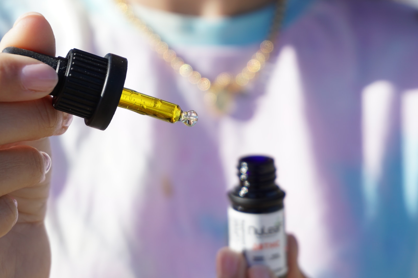 Read more about the article Review: CBD Oil for Anxiety